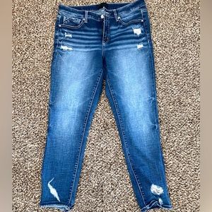 Buckle Black No. 53 jeans. Like new condition, only wore a couple of times.